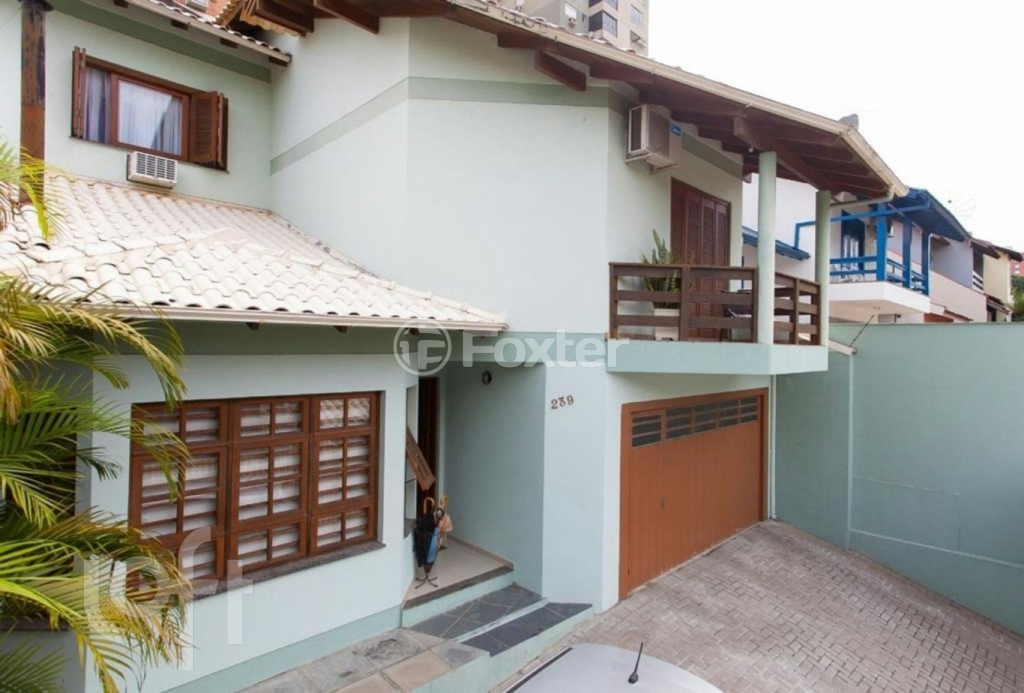 Casa à venda com 4 quartos, 186m² - Foto 1