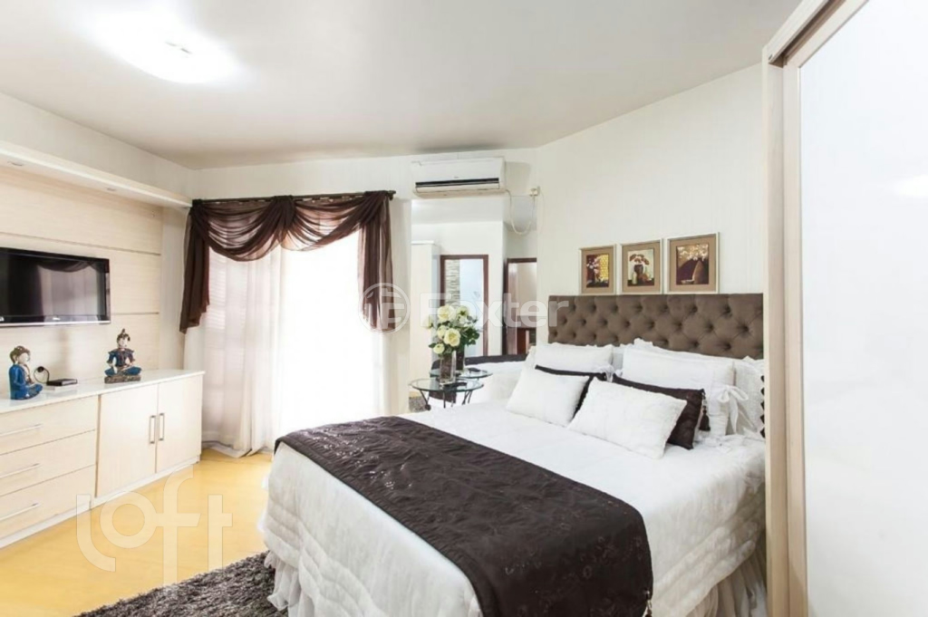 Casa à venda com 4 quartos, 186m² - Foto 11