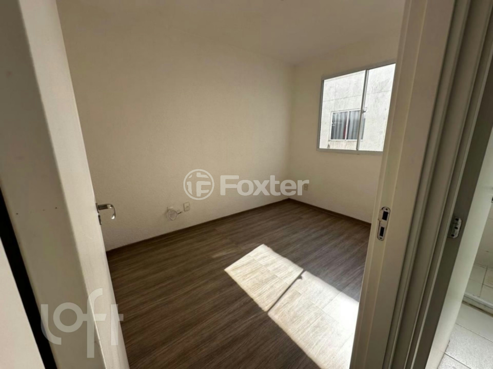 Apartamento à venda com 2 quartos, 41m² - Foto 4