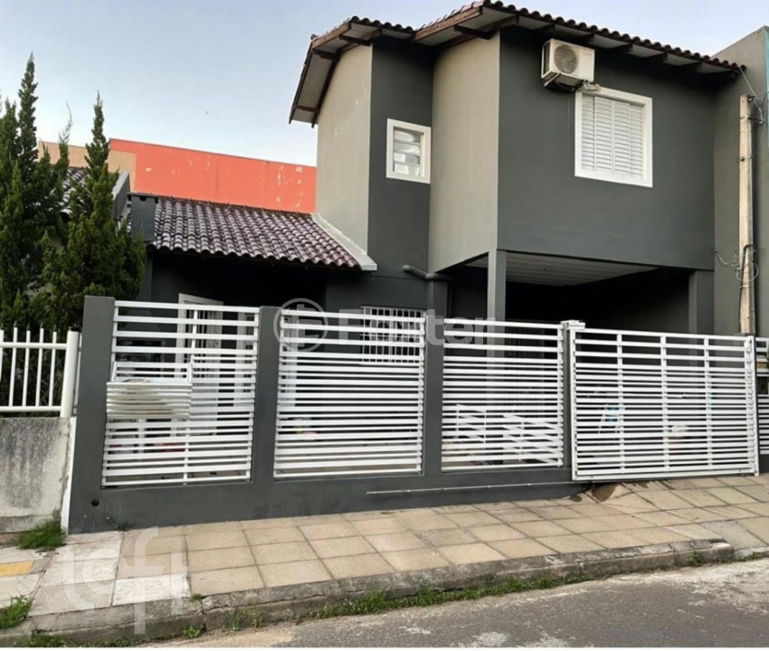 Casa à venda com 3 quartos, 98m² - Foto 11