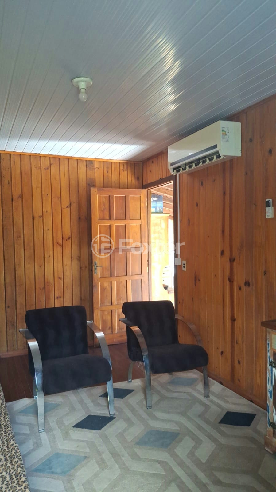 Casa à venda com 3 quartos, 450m² - Foto 2