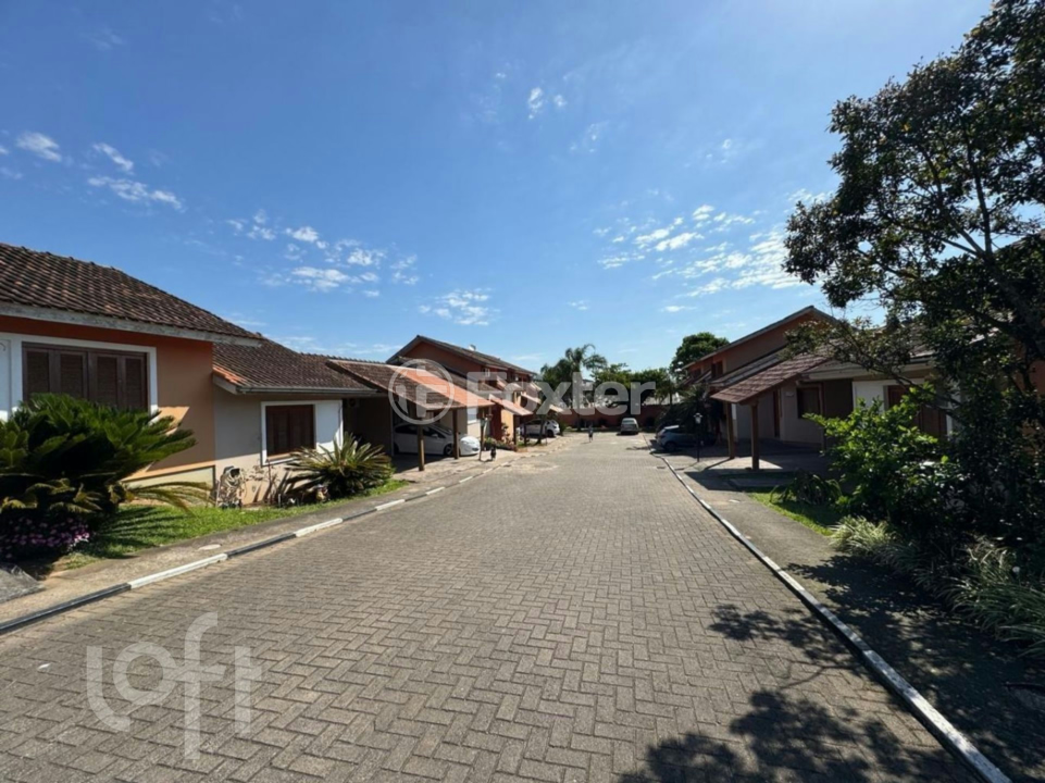 Casa de Condomínio à venda com 2 quartos, 58m² - Foto 1