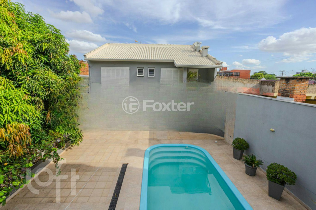 Casa à venda com 3 quartos, 406m² - Foto 1
