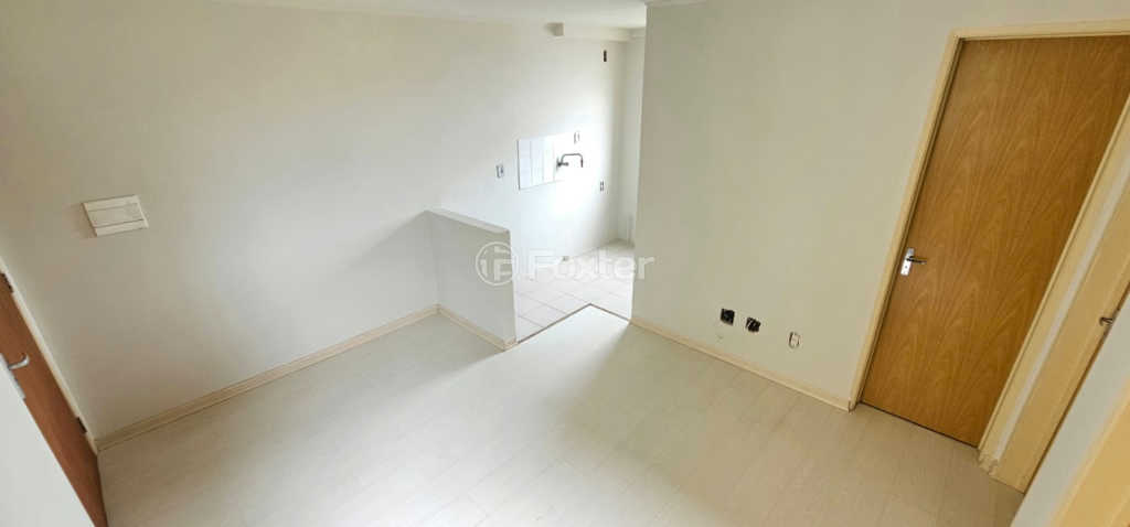 Apartamento à venda com 2 quartos, 42m² - Foto 2