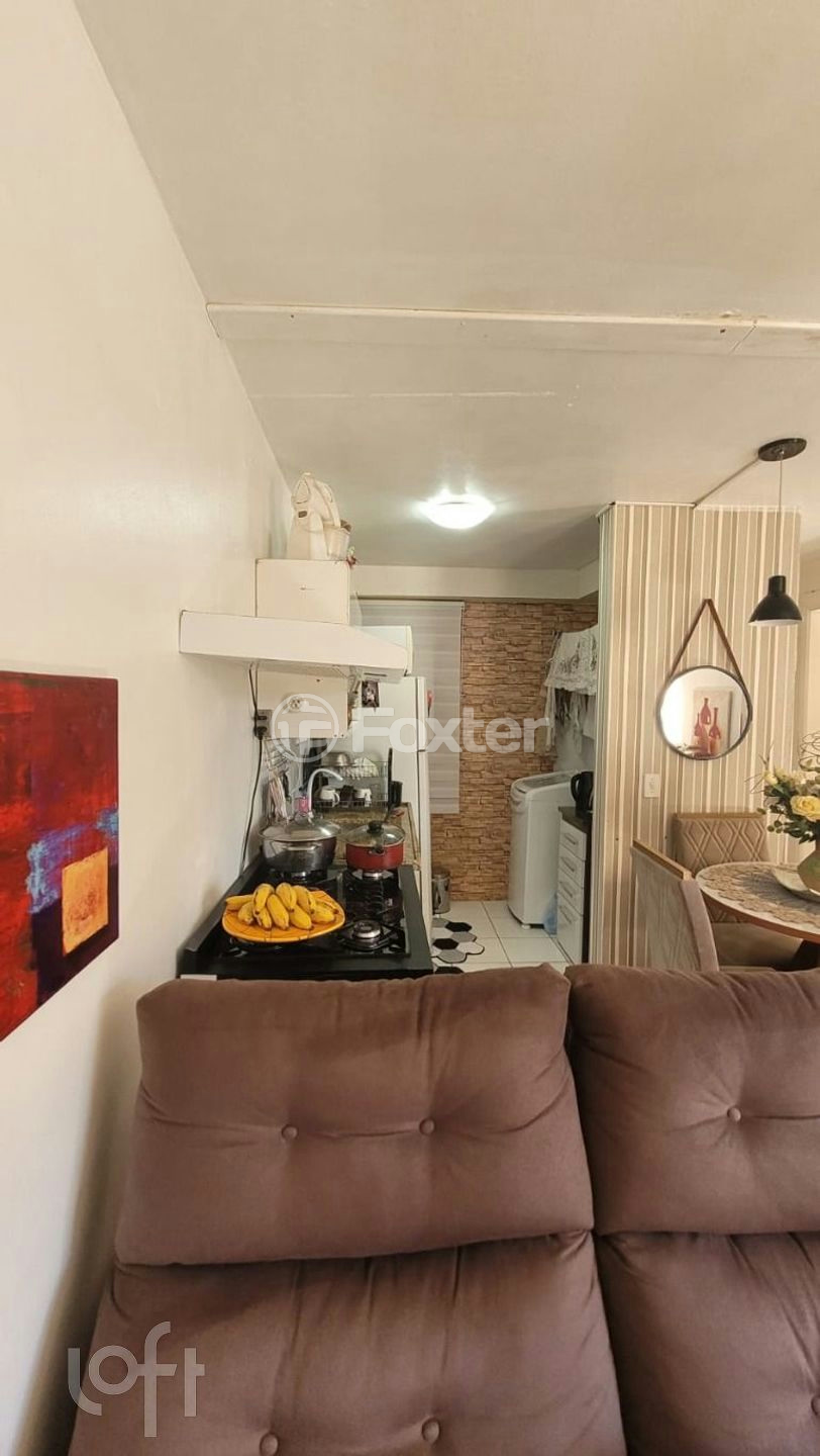 Apartamento à venda com 2 quartos, 42m² - Foto 2