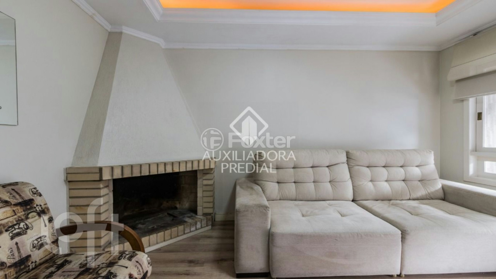 Casa de Condomínio à venda com 3 quartos, 194m² - Foto 1