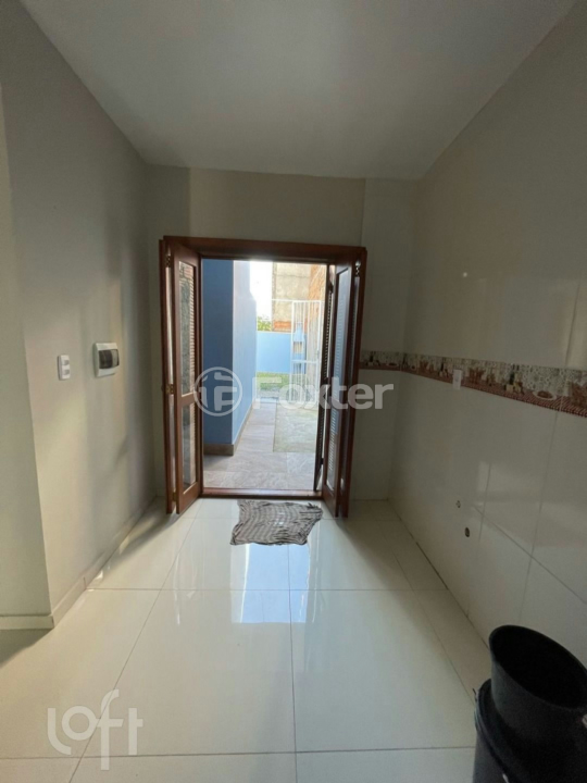 Casa à venda com 2 quartos, 48m² - Foto 9