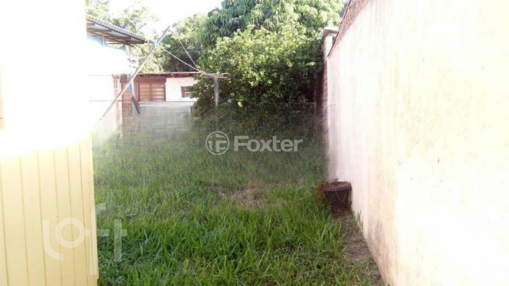 Casa à venda com 2 quartos, 69m² - Foto 2