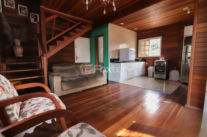 Casa à venda com 3 quartos, 92m² - Foto 4