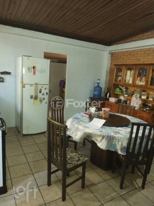 Casa à venda com 4 quartos, 130m² - Foto 4