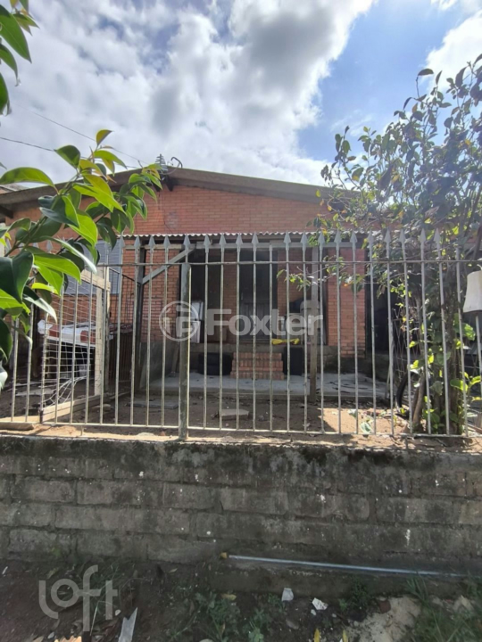 Casa à venda com 4 quartos, 130m² - Foto 1