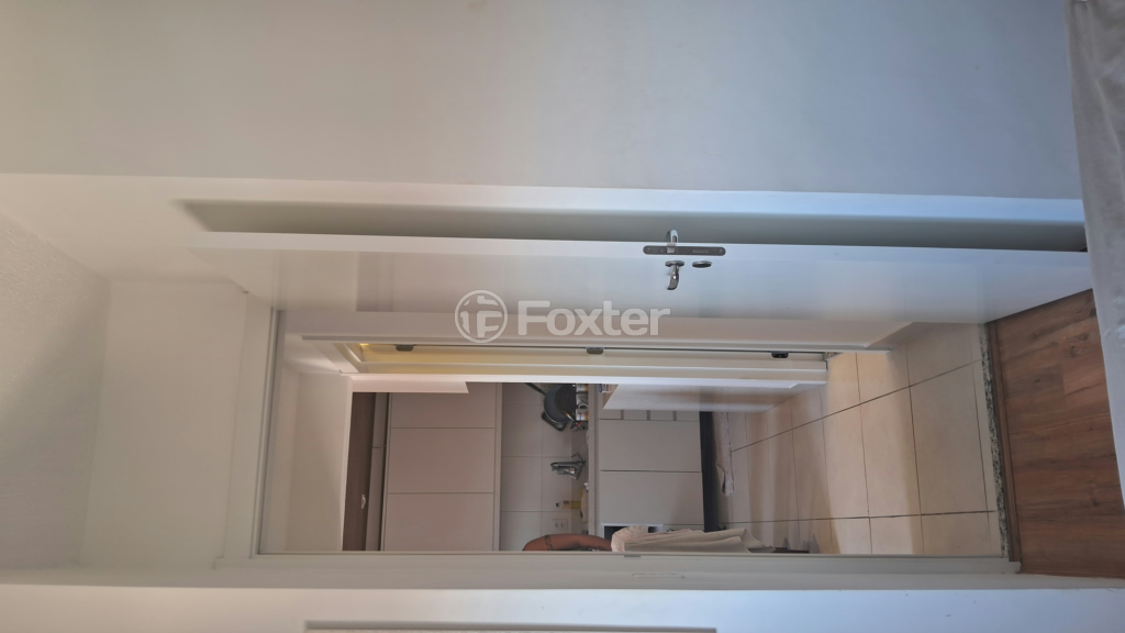 Apartamento à venda com 2 quartos, 32m² - Foto 11