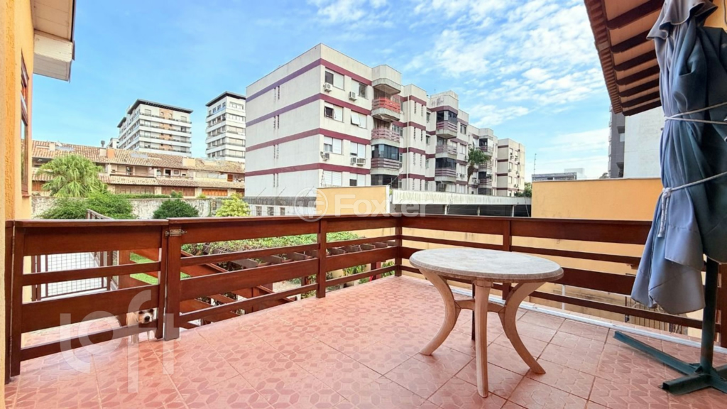 Casa à venda com 3 quartos, 318m² - Foto 13