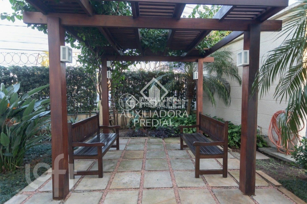 Apartamento à venda com 2 quartos, 62m² - Foto 35