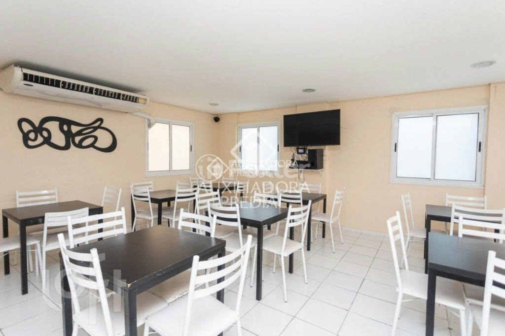 Apartamento à venda com 2 quartos, 62m² - Foto 33