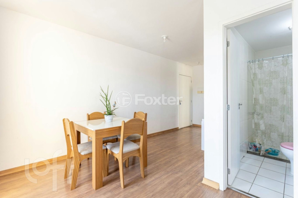 Apartamento à venda com 2 quartos, 62m² - Foto 11