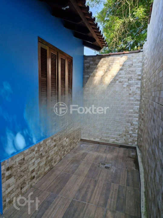 Casa à venda com 2 quartos, 54m² - Foto 9