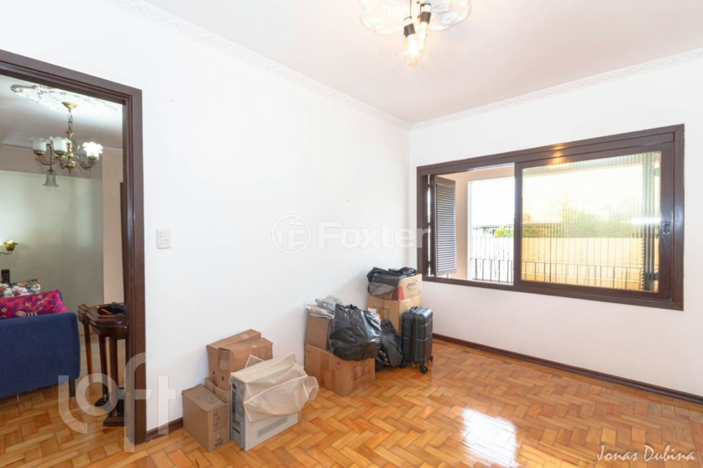Casa à venda com 5 quartos, 243m² - Foto 35