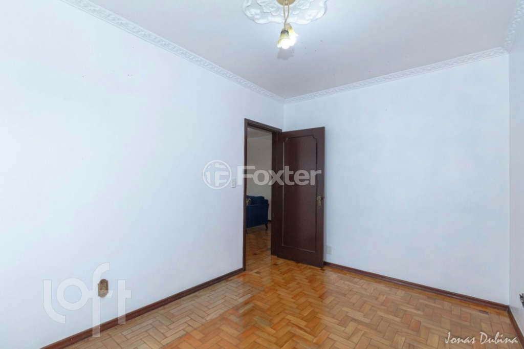 Casa à venda com 5 quartos, 243m² - Foto 33