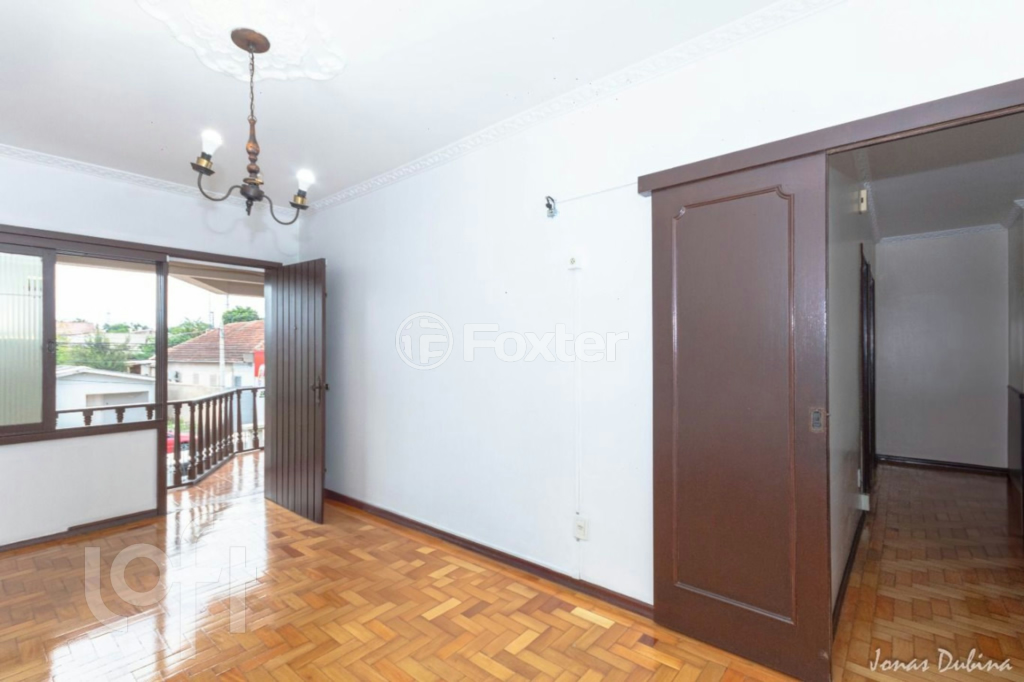 Casa à venda com 5 quartos, 243m² - Foto 28