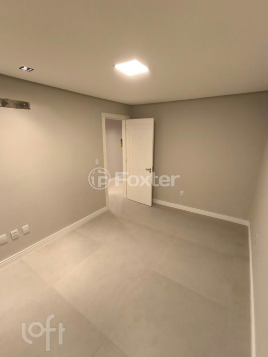 Casa à venda com 3 quartos, 180m² - Foto 11