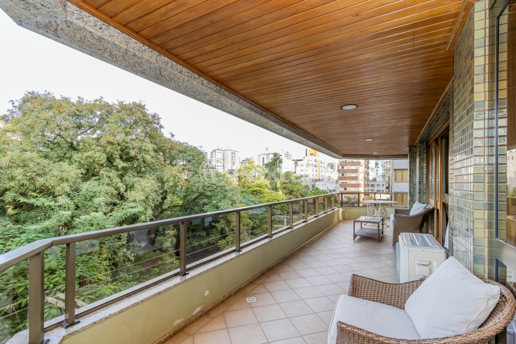 Apartamento à venda com 3 quartos, 169m² - Foto 15