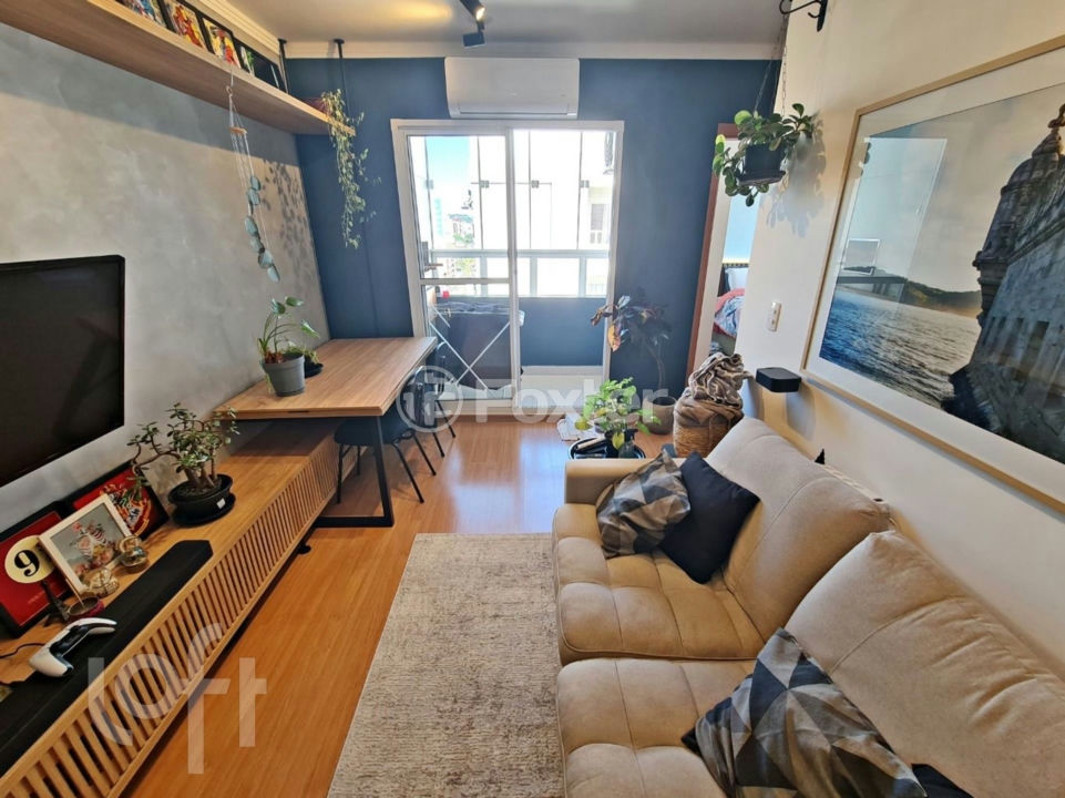 Apartamento à venda com 2 quartos, 43m² - Foto 27