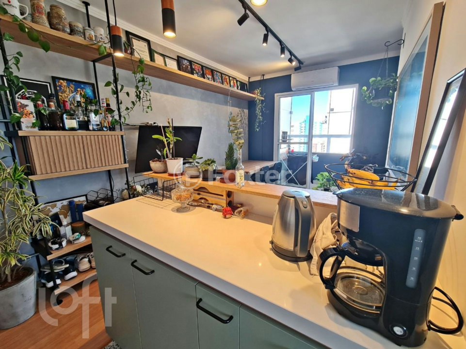 Apartamento à venda com 2 quartos, 43m² - Foto 4