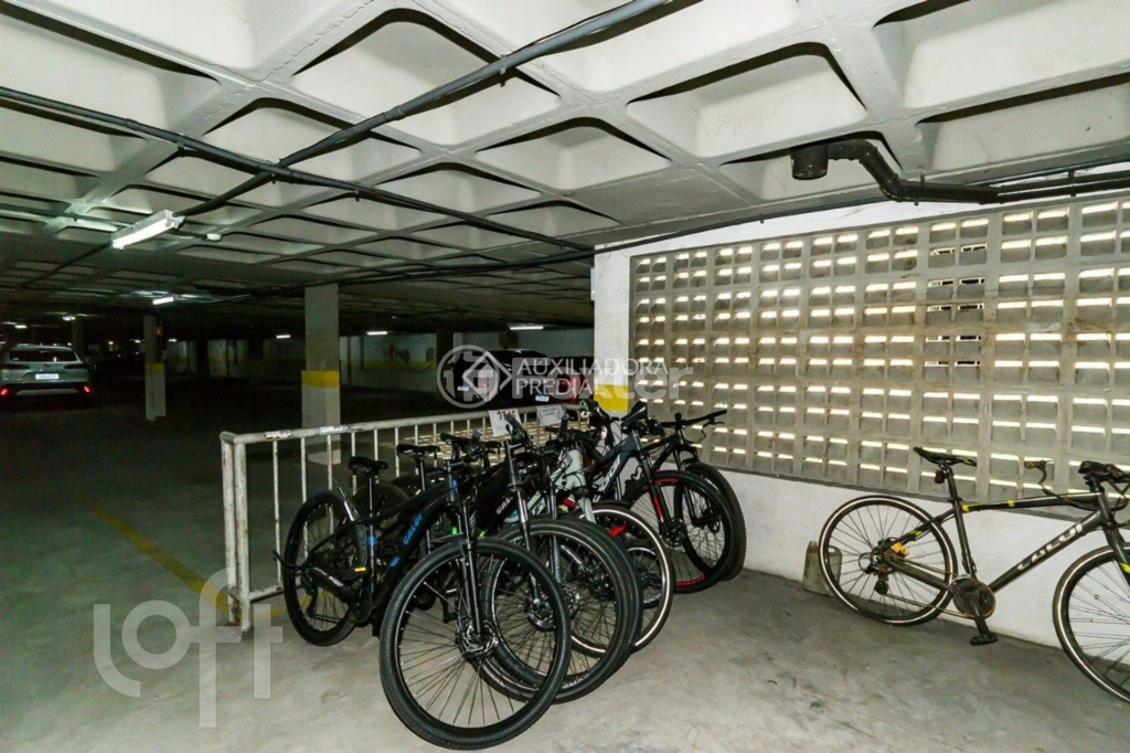 Apartamento à venda com 2 quartos, 82m² - Foto 33