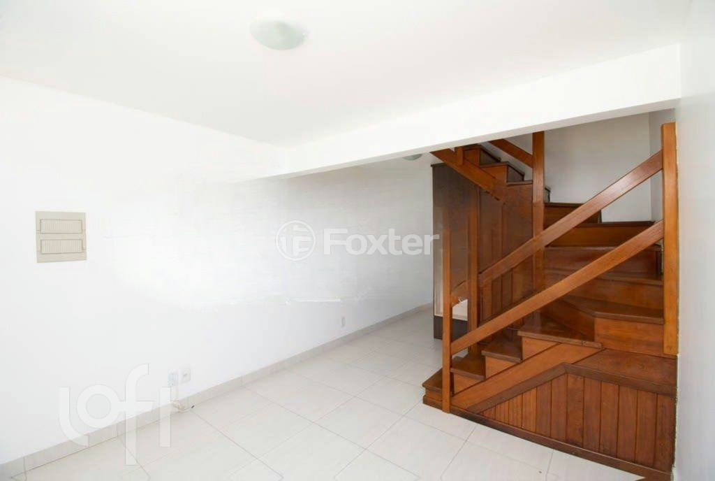Casa de Condomínio à venda com 2 quartos, 66m² - Foto 2