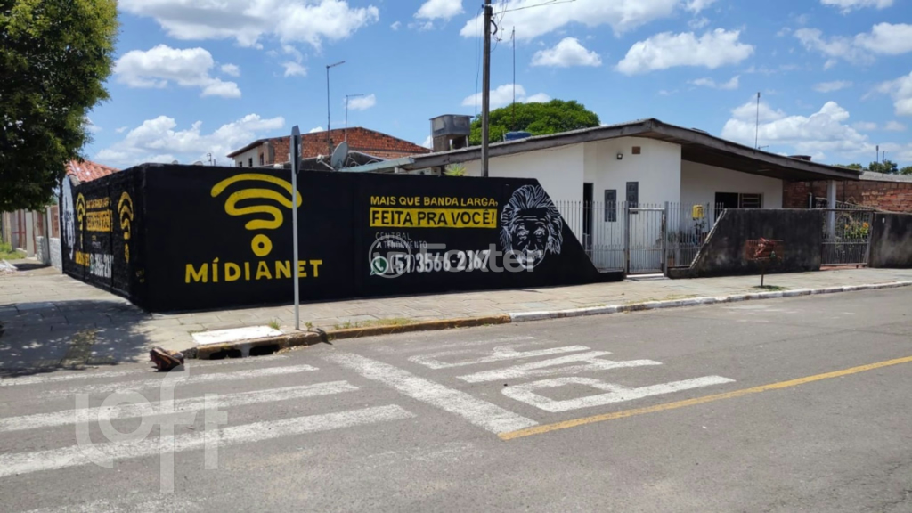 Casa à venda com 3 quartos, 95m² - Foto 2