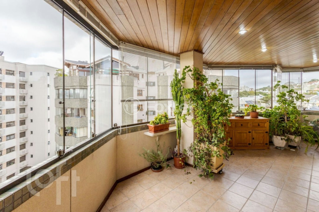 Cobertura à venda com 3 quartos, 233m² - Foto 2