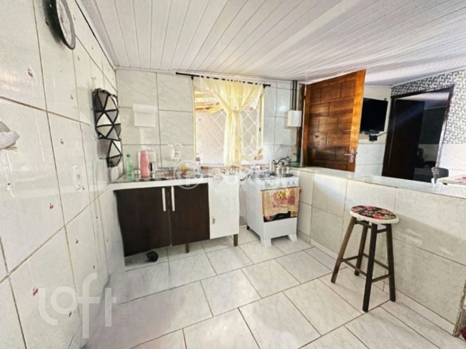 Casa à venda com 2 quartos, 80m² - Foto 11