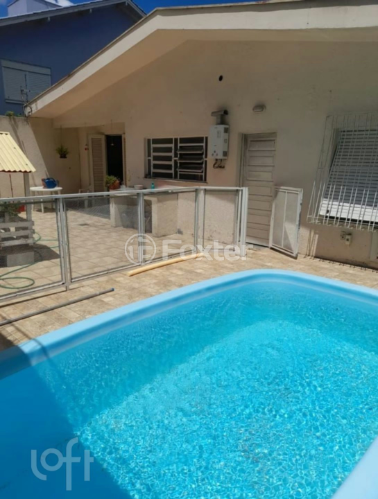 Casa à venda com 3 quartos, 242m² - Foto 27