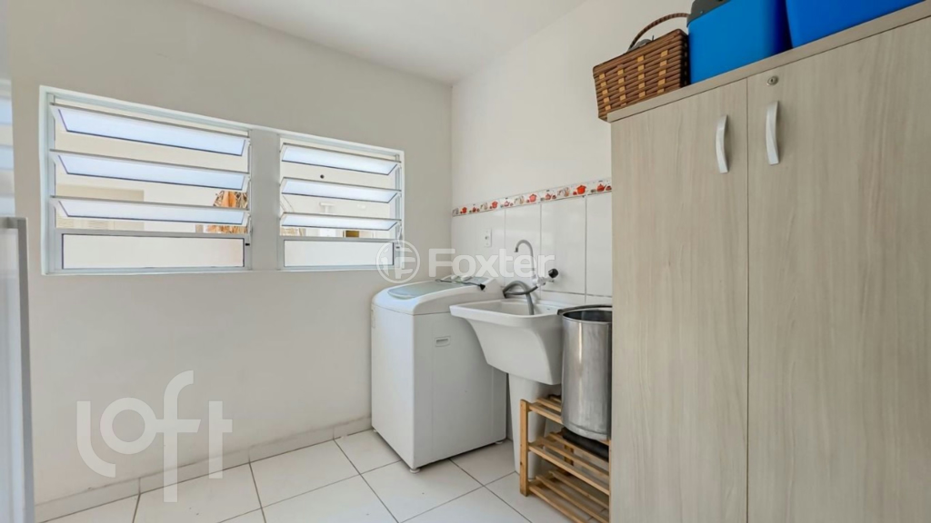 Casa à venda com 3 quartos, 242m² - Foto 29