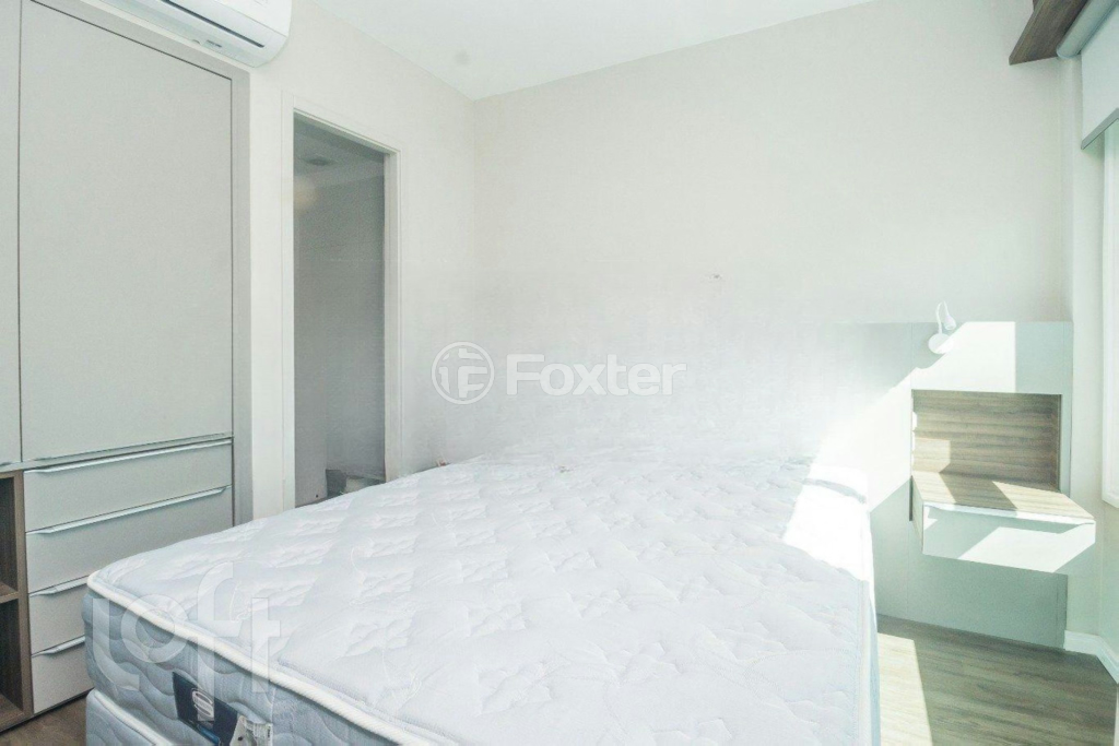 Apartamento à venda com 1 quarto, 33m² - Foto 28