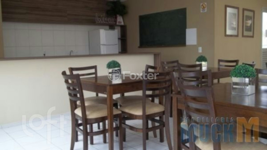 Apartamento à venda com 2 quartos, 43m² - Foto 17