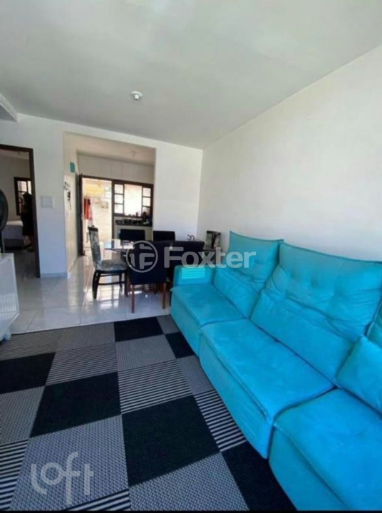 Casa à venda com 2 quartos, 50m² - Foto 2