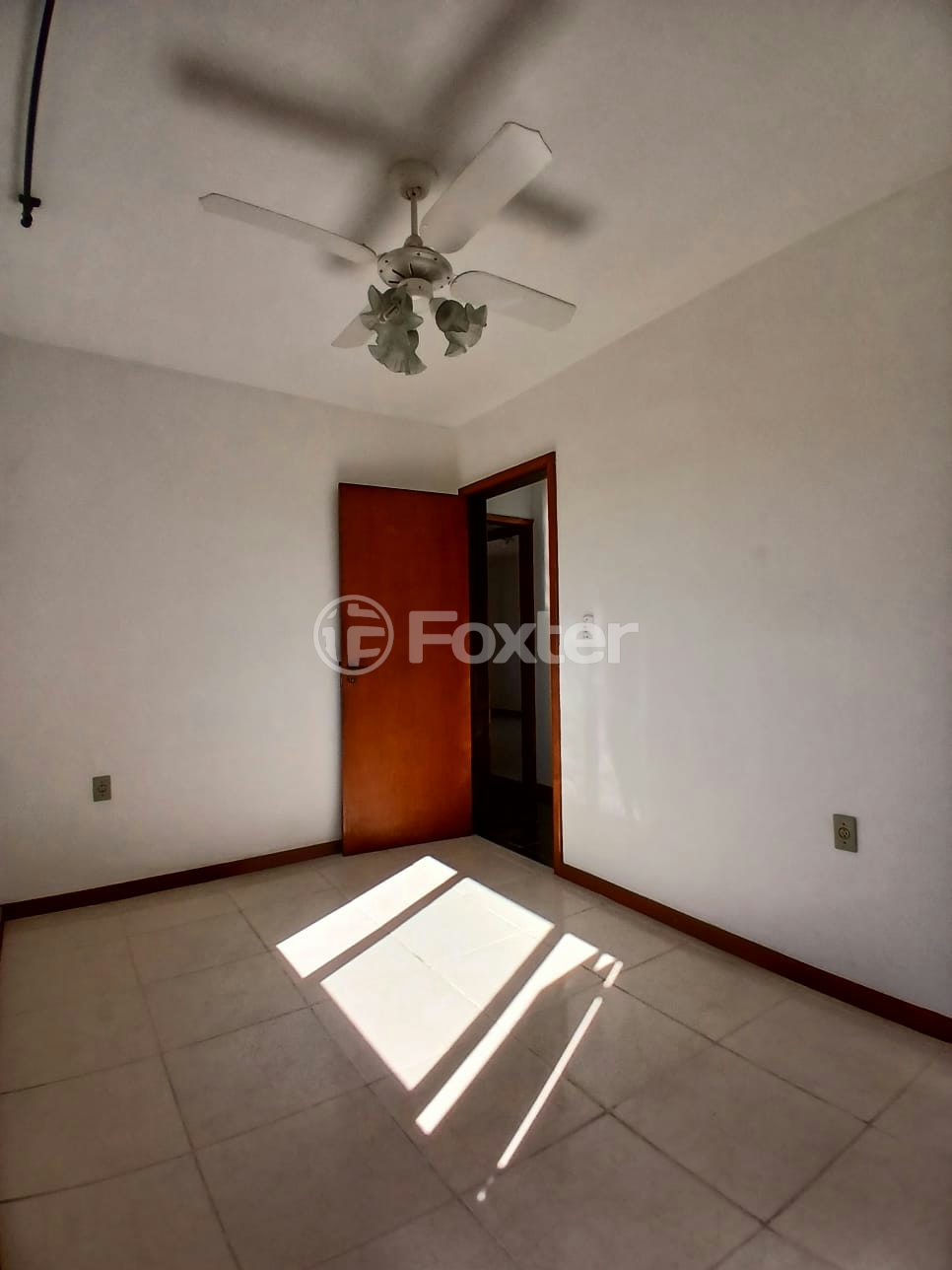 Casa à venda com 6 quartos, 308m² - Foto 17