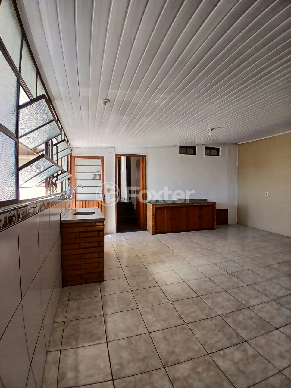 Casa à venda com 6 quartos, 308m² - Foto 11