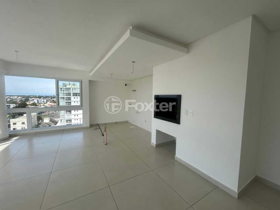 Apartamento à venda com 3 quartos, 105m² - Foto 3