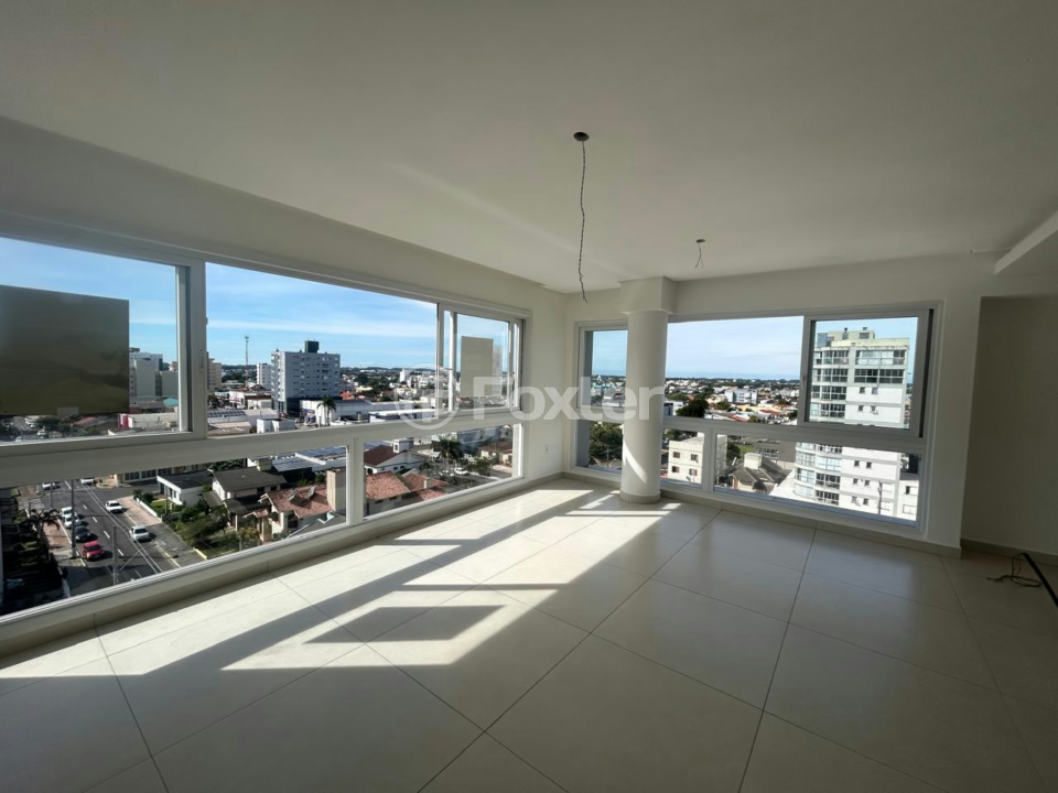 Apartamento à venda com 3 quartos, 105m² - Foto 1