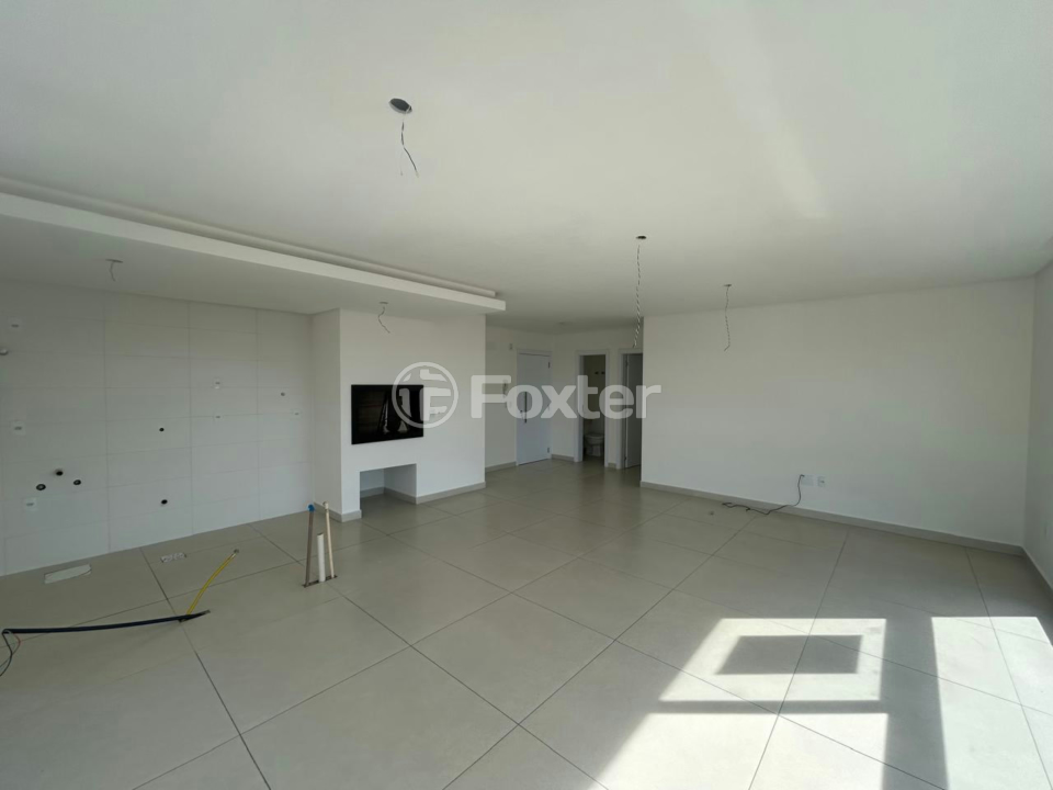 Apartamento à venda com 3 quartos, 105m² - Foto 4
