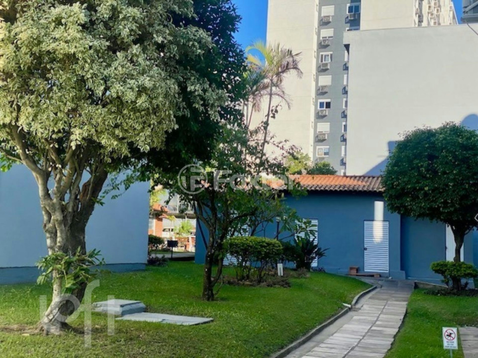 Apartamento à venda com 2 quartos, 56m² - Foto 17