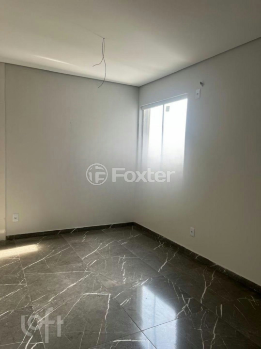 Apartamento à venda com 2 quartos, 46m² - Foto 4