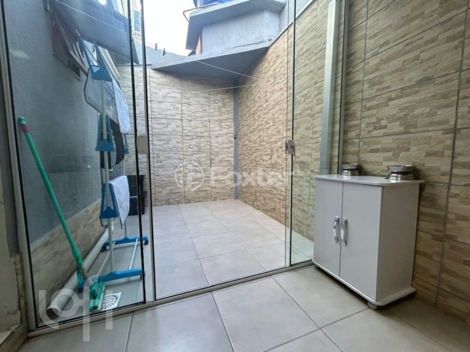 Apartamento à venda com 2 quartos, 68m² - Foto 31
