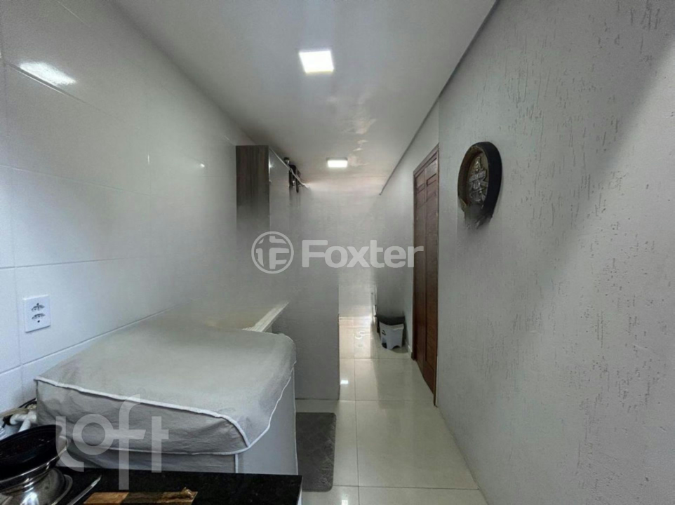 Apartamento à venda com 2 quartos, 68m² - Foto 32