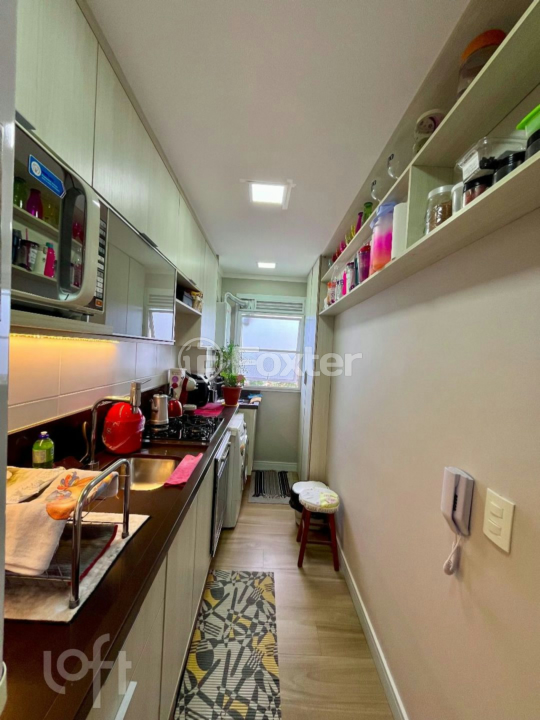 Apartamento à venda com 3 quartos, 72m² - Foto 2