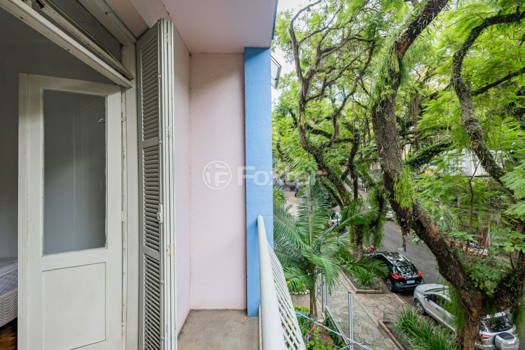 Apartamento à venda com 3 quartos, 77m² - Foto 2