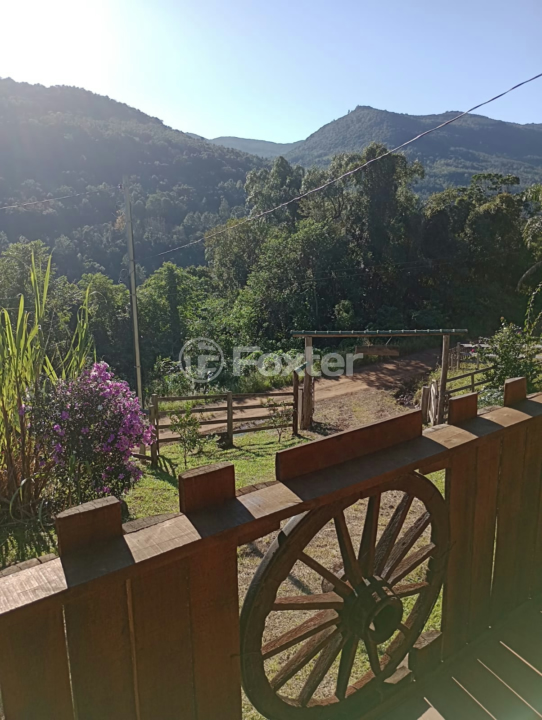 Chácara à venda com 5 quartos, 150m² - Foto 6
